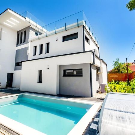 Myflat Villa Nuvola ชิโอฟก ภายนอก รูปภาพ