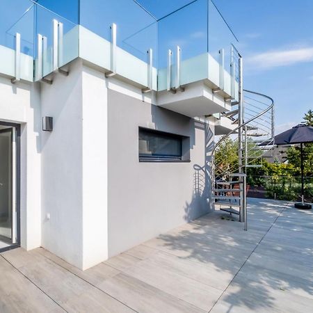 Myflat Villa Nuvola ชิโอฟก ภายนอก รูปภาพ